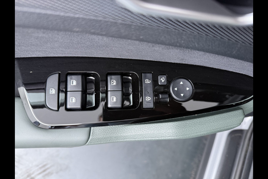 Kia Sportage 1.6 T-GDi Hybrid Dark Edition - Navigatie - Stoel-/stuurverwarming - Cruise Control - Climate Control - Fabrieksgarantie tot 08-2031