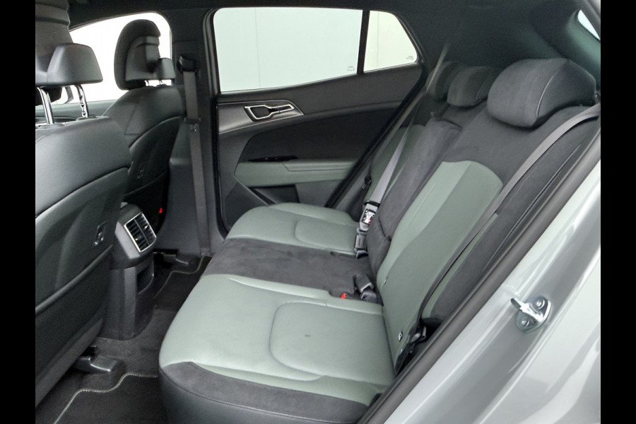 Kia Sportage 1.6 T-GDi Hybrid Dark Edition - Navigatie - Stoel-/stuurverwarming - Cruise Control - Climate Control - Fabrieksgarantie tot 08-2031