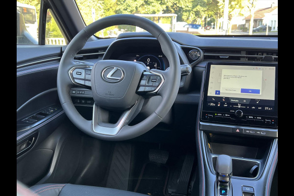 Lexus LBX 1.5 Hybrid Elegant Black Edition | Tech Pack, Elektrische achterklep, Leer, Stoel + Stuurverwarming, Oktober 2025, Nieuwprijs €4