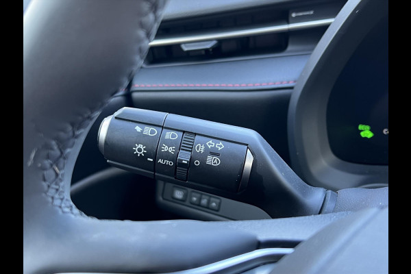 Lexus LBX 1.5 Hybrid Elegant Black Edition | Tech Pack, Elektrische achterklep, Leer, Stoel + Stuurverwarming, Oktober 2025, Nieuwprijs €4