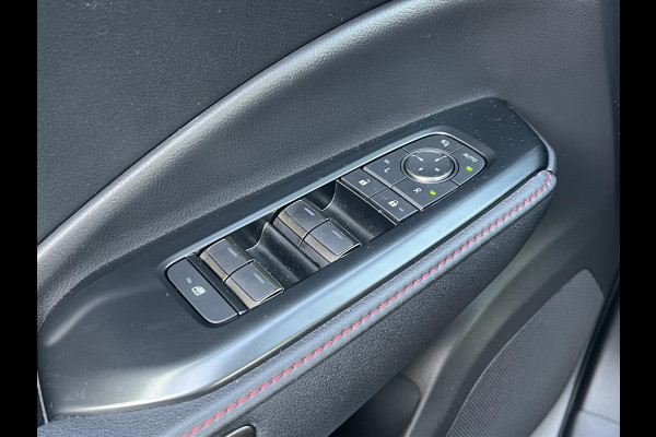 Lexus LBX 1.5 Hybrid Elegant Black Edition | Tech Pack, Elektrische achterklep, Leer, Stoel + Stuurverwarming, Oktober 2025, Nieuwprijs €4