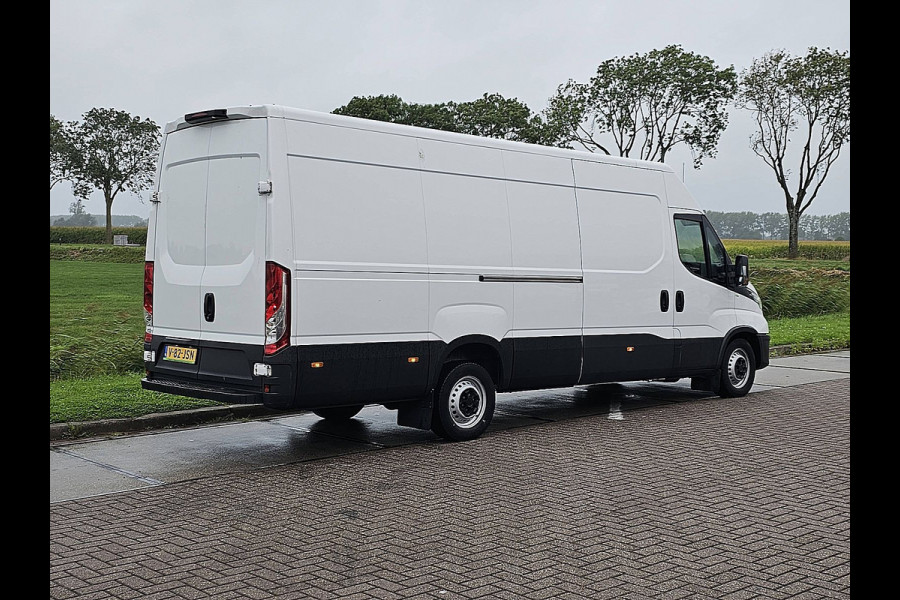 Iveco Daily 35S18HV 3.0L 410 L4H2 Cruise control, Airco, Navi, Camera, Led, Climate Control