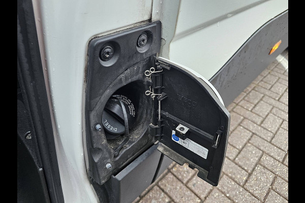 Iveco Daily 35S18HV 3.0L 410 L4H2 Cruise control, Airco, Navi, Camera, Led, Climate Control