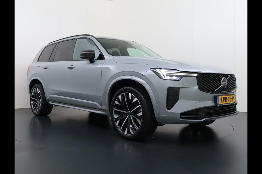 Volvo XC90 2.0 T8 Plug-in hybrid AWD Plus Dark VAN:69.900,- VOOR:67.877,- UW HERFSTVOORDEEL:2.023,- ACC | APPLE CARP. | 7. PERSOONS | PANNO. DAK | 360˚ CAMERA |