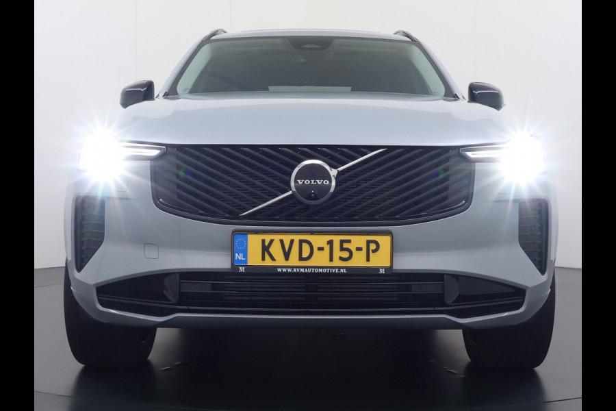 Volvo XC90 2.0 T8 Plug-in hybrid AWD Plus Dark VAN:69.900,- VOOR:67.877,- UW HERFSTVOORDEEL:2.023,- ACC | APPLE CARP. | 7. PERSOONS | PANNO. DAK | 360˚ CAMERA |