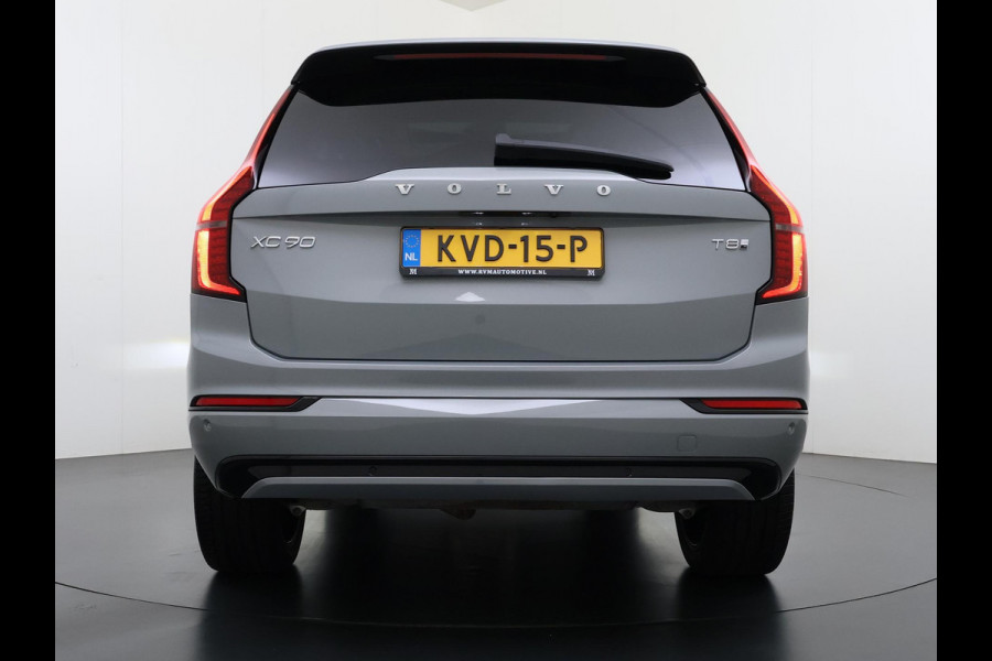 Volvo XC90 2.0 T8 Plug-in hybrid AWD Plus Dark VAN:69.900,- VOOR:67.877,- UW HERFSTVOORDEEL:2.023,- ACC | APPLE CARP. | 7. PERSOONS | PANNO. DAK | 360˚ CAMERA |