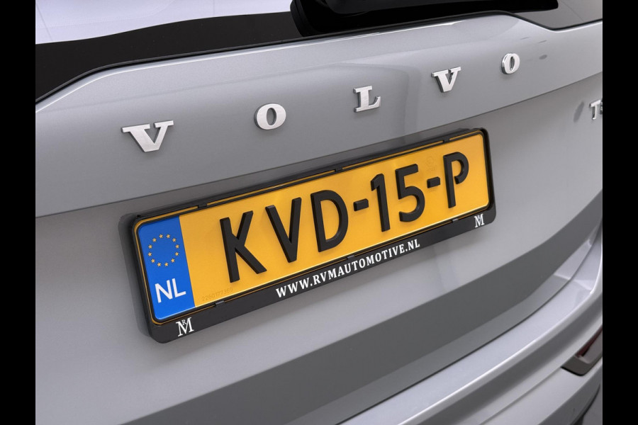 Volvo XC90 2.0 T8 Plug-in hybrid AWD Plus Dark VAN:69.900,- VOOR:67.877,- UW HERFSTVOORDEEL:2.023,- ACC | APPLE CARP. | 7. PERSOONS | PANNO. DAK | 360˚ CAMERA |
