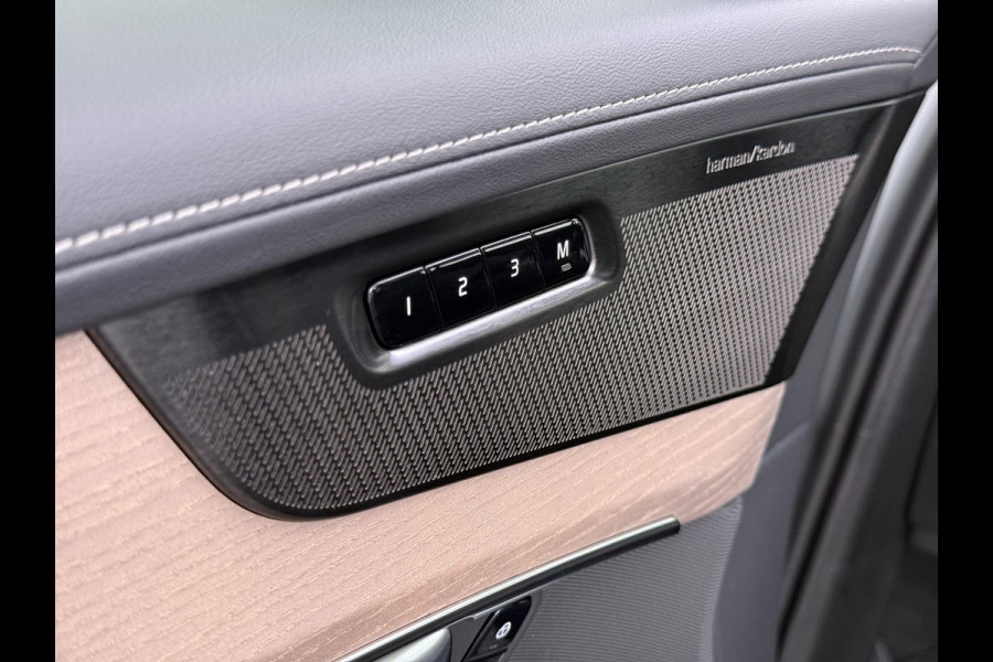 Volvo XC90 2.0 T8 Plug-in hybrid AWD Plus Dark VAN:69.900,- VOOR:67.877,- UW HERFSTVOORDEEL:2.023,- ACC | APPLE CARP. | 7. PERSOONS | PANNO. DAK | 360˚ CAMERA |