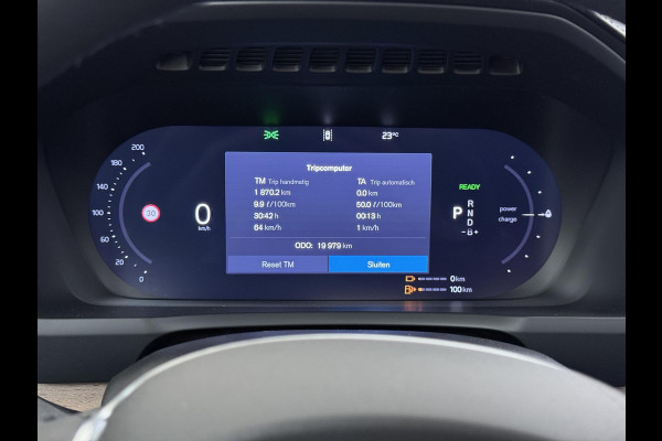 Volvo XC90 2.0 T8 Plug-in hybrid AWD Plus Dark VAN:69.900,- VOOR:67.877,- UW HERFSTVOORDEEL:2.023,- ACC | APPLE CARP. | 7. PERSOONS | PANNO. DAK | 360˚ CAMERA |