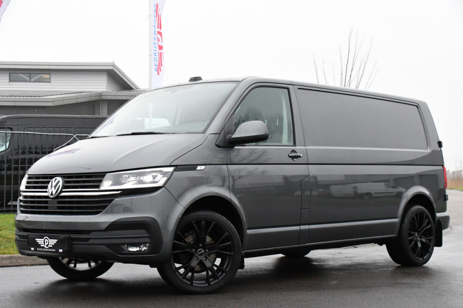 Volkswagen Transporter 2.0 TDI L2H1 30 PB Edition Highline Adaptieve Cruise, LED, Sensoren, Carplay, 150PK, Automaat, LED, Standkachel, NAVI, UNIEK!
