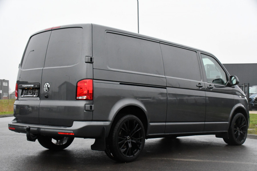 Volkswagen Transporter 2.0 TDI L2H1 30 PB Edition Highline Adaptieve Cruise, LED, Sensoren, Carplay, 150PK, Automaat, LED, Standkachel, NAVI, UNIEK!