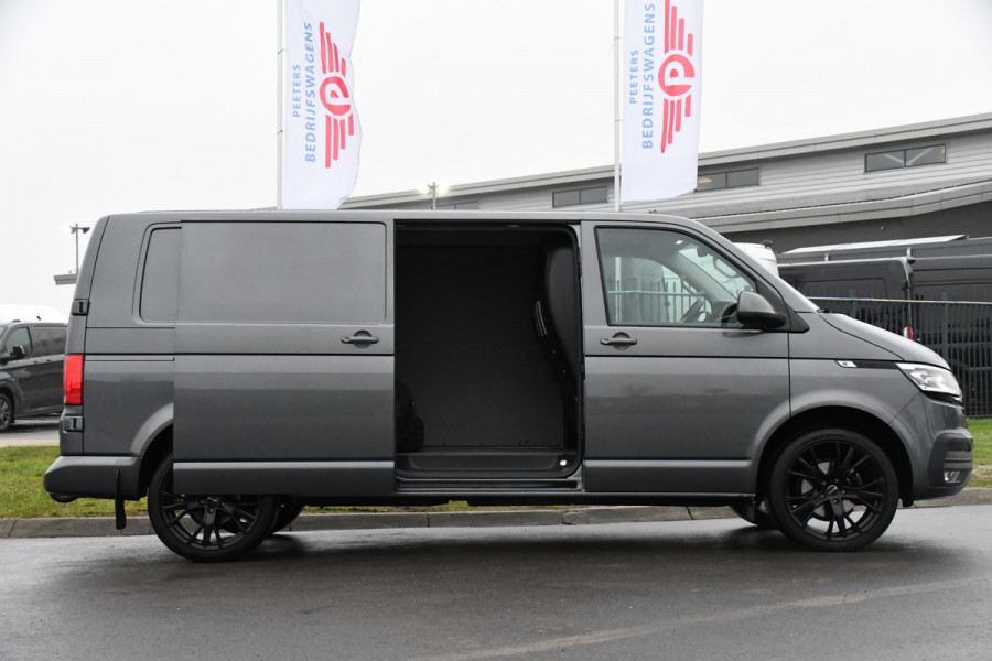 Volkswagen Transporter 2.0 TDI L2H1 30 PB Edition Highline Adaptieve Cruise, LED, Sensoren, Carplay, 150PK, Automaat, LED, Standkachel, NAVI, UNIEK!