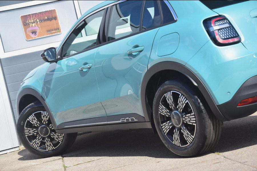 Fiat 600 1.2 Hybrid Urban FULL OPTIONS!!