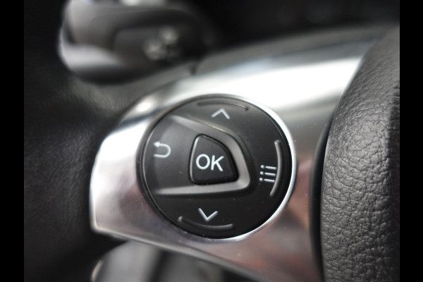 Ford Transit Connect 1.5 EcoBlue Automaat L2 Trend Navigatie Airco Camera Parkeersensoren Cruise Control Trekhaak Betimmering Lichtmetalen Velgen