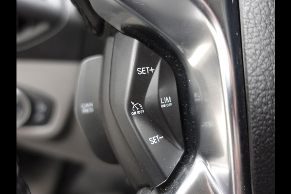 Ford Transit Connect 1.5 EcoBlue Automaat L2 Trend Navigatie Airco Camera Parkeersensoren Cruise Control Trekhaak Betimmering Lichtmetalen Velgen