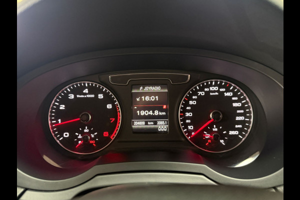 Audi Q3 1.4 TFSI Design Pro Line Plus | Stoelverwarming | Sensoren