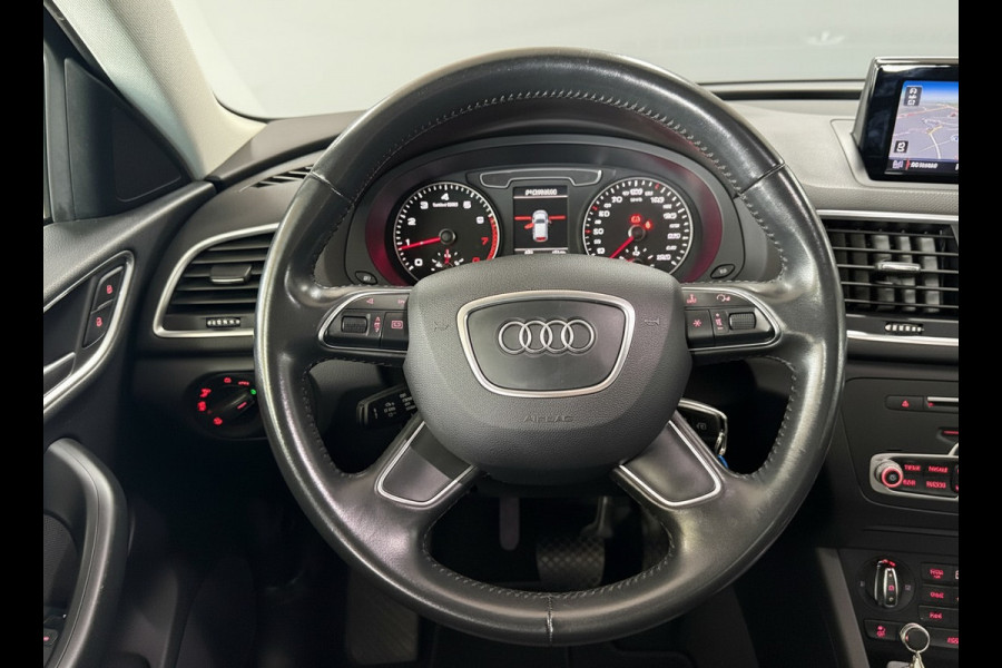 Audi Q3 1.4 TFSI Design Pro Line Plus | Stoelverwarming | Sensoren
