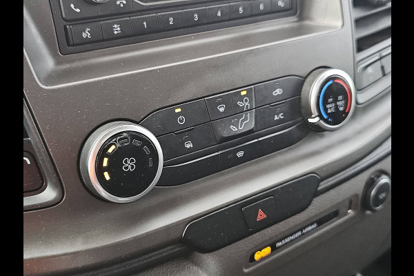Ford Transit 330 2.0 L2H1 Open Laadbak Cruise control, Airco, Enkele cabine, 130Pk, 1e Eigenaar, Onderhouds-Historie, 3-Zits