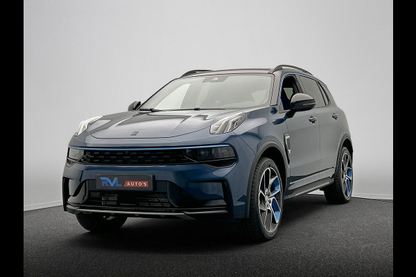 Lynk & Co 01 1.5 261PK Plug-in Hybrid *Zwarte Hemel* 360° Camera Pano/dak Apple/Carplay Adaptive/Cruise