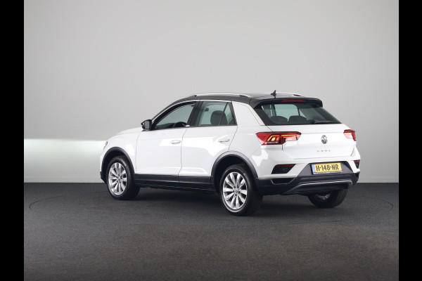 Volkswagen T-Roc 1.5 TSI Sport 150PK | Automaat (DSG) | Digitaal dashboard | Stoelverwarming | Camera