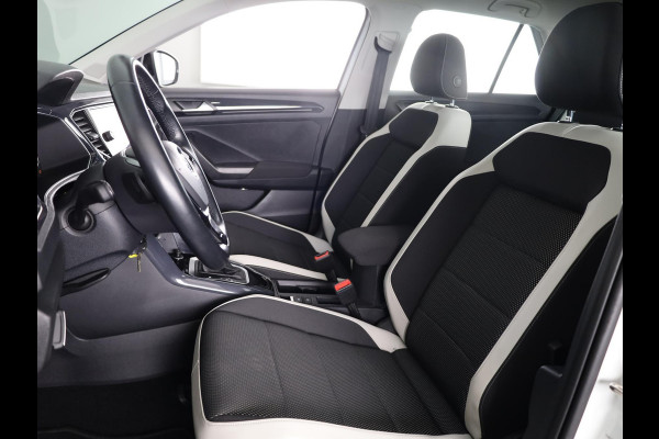 Volkswagen T-Roc 1.5 TSI Sport 150PK | Automaat (DSG) | Digitaal dashboard | Stoelverwarming | Camera