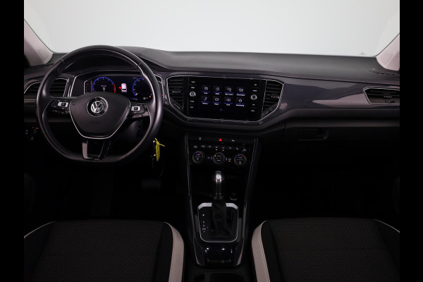 Volkswagen T-Roc 1.5 TSI Sport 150PK | Automaat (DSG) | Digitaal dashboard | Stoelverwarming | Camera