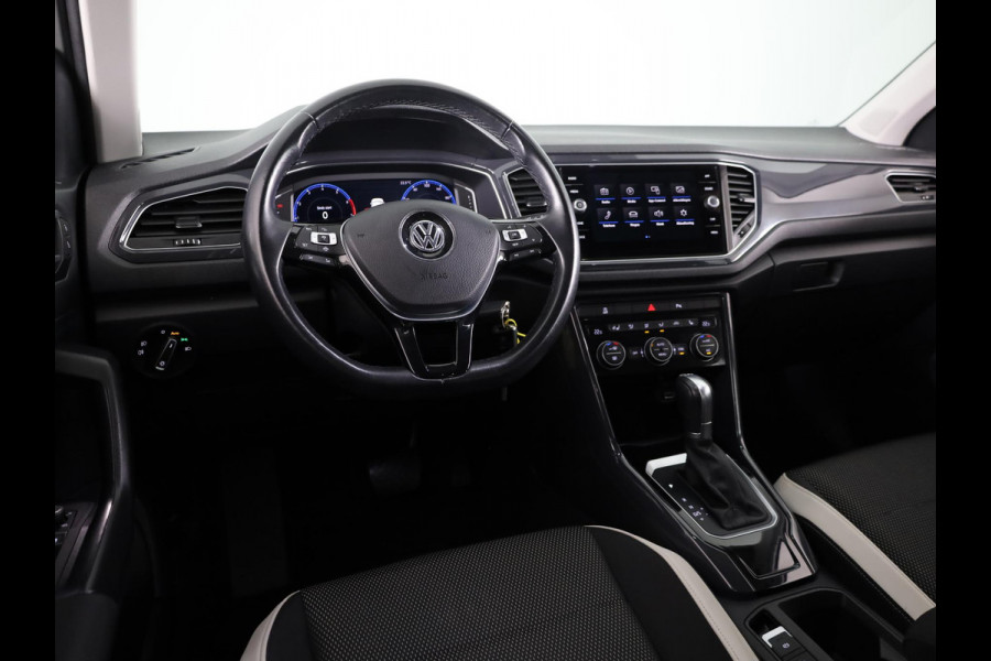 Volkswagen T-Roc 1.5 TSI Sport 150PK | Automaat (DSG) | Digitaal dashboard | Stoelverwarming | Camera