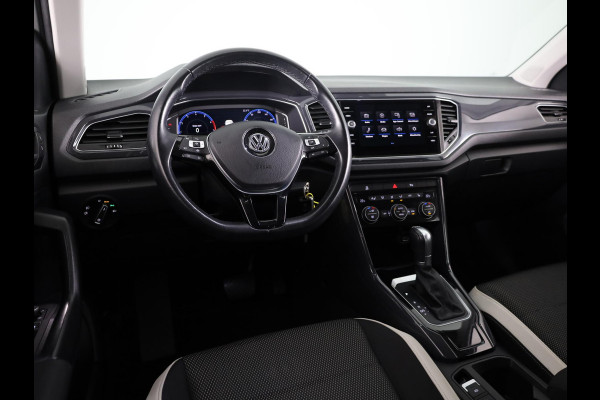 Volkswagen T-Roc 1.5 TSI Sport 150PK | Automaat (DSG) | Digitaal dashboard | Stoelverwarming | Camera