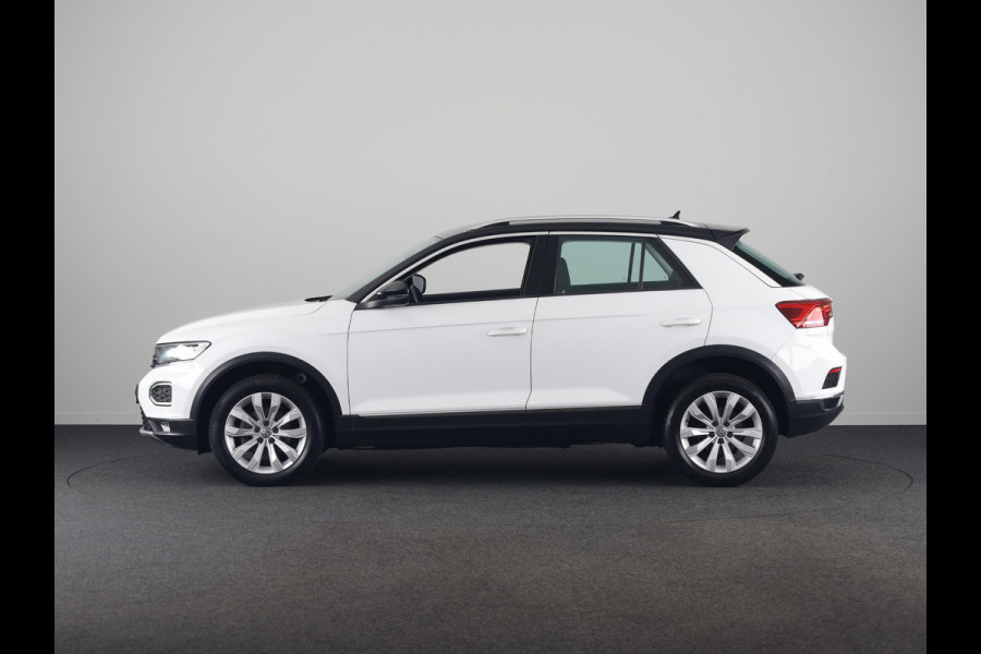 Volkswagen T-Roc 1.5 TSI Sport 150PK | Automaat (DSG) | Digitaal dashboard | Stoelverwarming | Camera