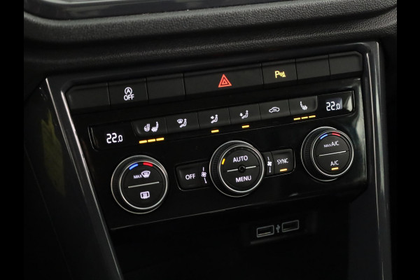 Volkswagen T-Roc 1.5 TSI Sport 150PK | Automaat (DSG) | Digitaal dashboard | Stoelverwarming | Camera