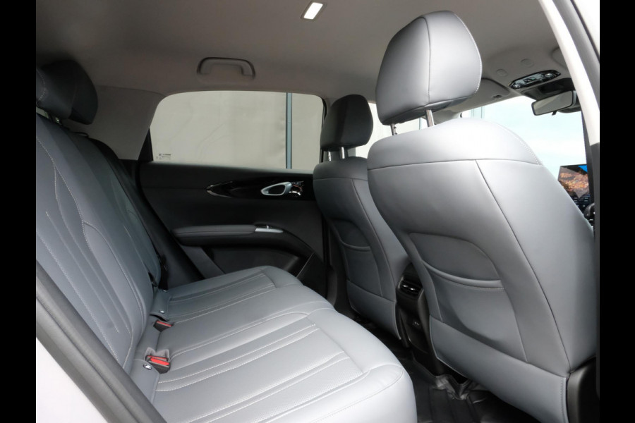 GEELY E2 Ultra 47 kWh 115 PK | Pre-order nu ! | 345 Km actieradius | Verwarmbare Voorstoelen & Stuurwiel | 540° Panoramische Camera | Elektrisch bedienbare achterklep | Draadloze Oplader Voor Smartphone