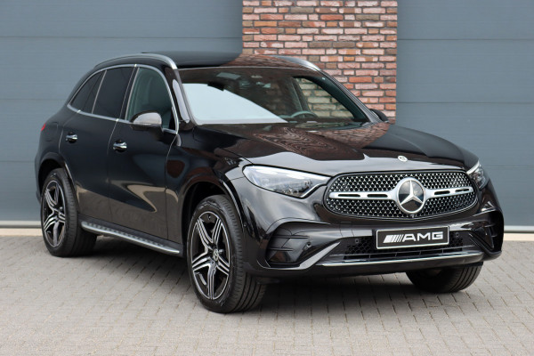 Mercedes-Benz GLC 300e 4MATIC AMG Line Premium+ | Distronic | Burmester | Panoramadak | Trekhaak | Memory | HUD | Verwarmd Stuurwiel | Surround Camera | Digital Light |