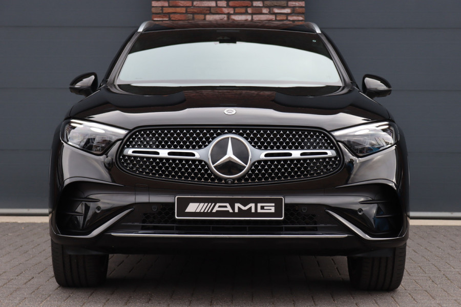 Mercedes-Benz GLC 300e 4MATIC AMG Line Premium+ | Distronic | Burmester | Panoramadak | Trekhaak | Memory | HUD | Verwarmd Stuurwiel | Surround Camera | Digital Light |