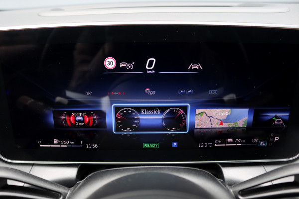 Mercedes-Benz GLC 300e 4MATIC AMG Line Premium+ | Distronic | Burmester | Panoramadak | Trekhaak | Memory | HUD | Verwarmd Stuurwiel | Surround Camera | Digital Light |