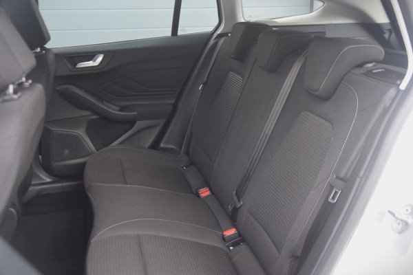 Ford FOCUS Wagon 1.0 EcoBoost Hybrid Trend Edition Business