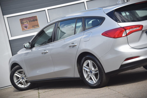 Ford FOCUS Wagon 1.0 EcoBoost Hybrid Trend Edition Business