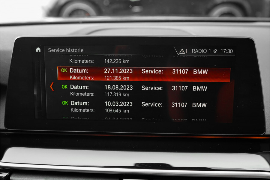 BMW 5 Serie Touring 530i High Executive Luxury Pano Camera HiFi Leder ACC