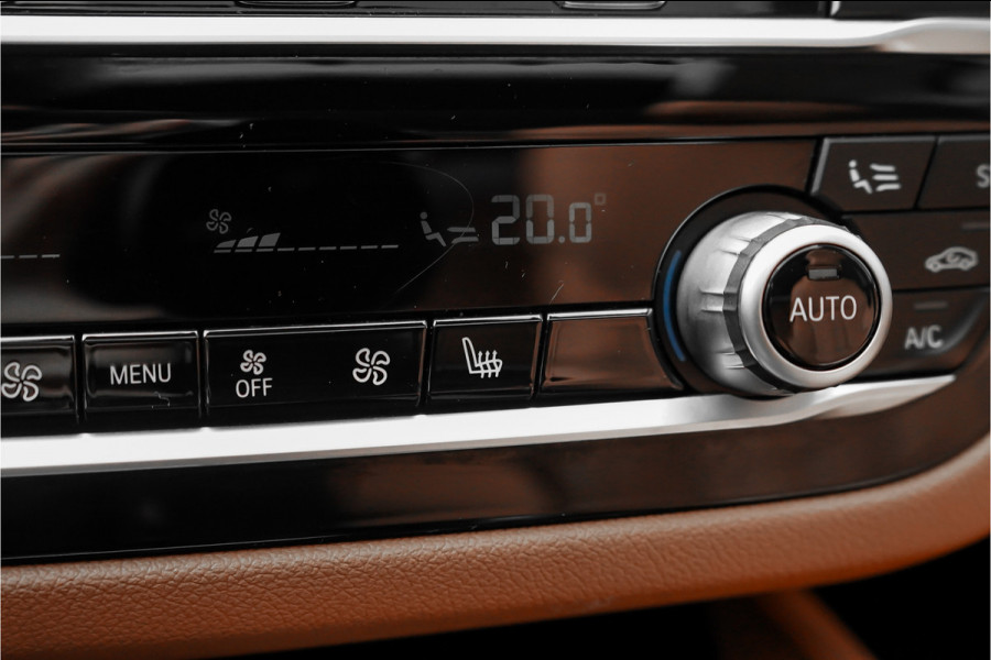 BMW 5 Serie Touring 530i High Executive Luxury Pano Camera HiFi Leder ACC