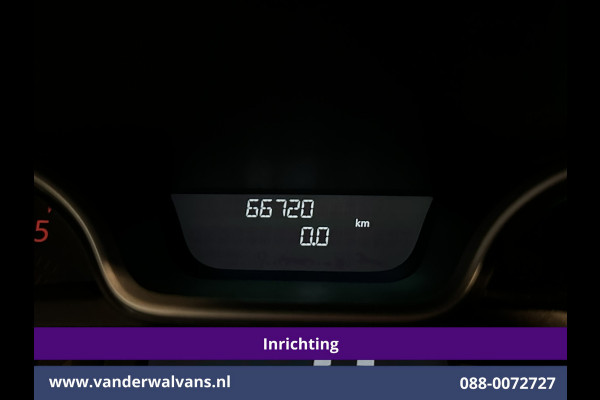 Renault Trafic 2.0 dCi 120pk L2H1 Inrichting Euro6 Airco | Omvormer | Camera | Navigatie | LED | Imperiaal Trekhaak, Cruisecontrol, Parkeersensoren, Bijrijdersbank