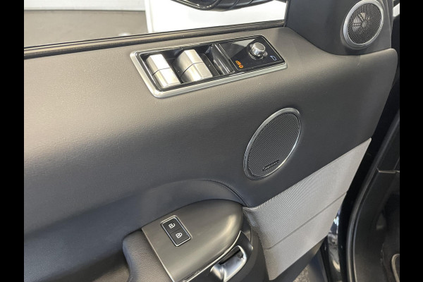 Land Rover Range Rover Sport P400e SE Black Pack Navigatie Apple Carplay/Android Auto Camera Parkeersensoren Meridian Sound System LED koplampen Cruise Control 21"lichtmetalen velgen Climate Control  Getinte ramen