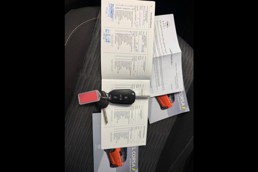 Opel Corsa 1.2 Edition AUTOMAAT CLIMATE CRUISE CONTROL PDC LED