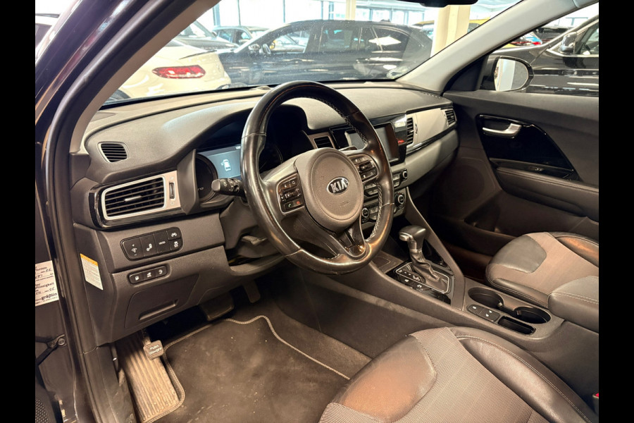 Kia Niro 1.6 GDi PHEV DynamicLine / SOH 100% /navigatie / carplay / stoel en stuurverwarming