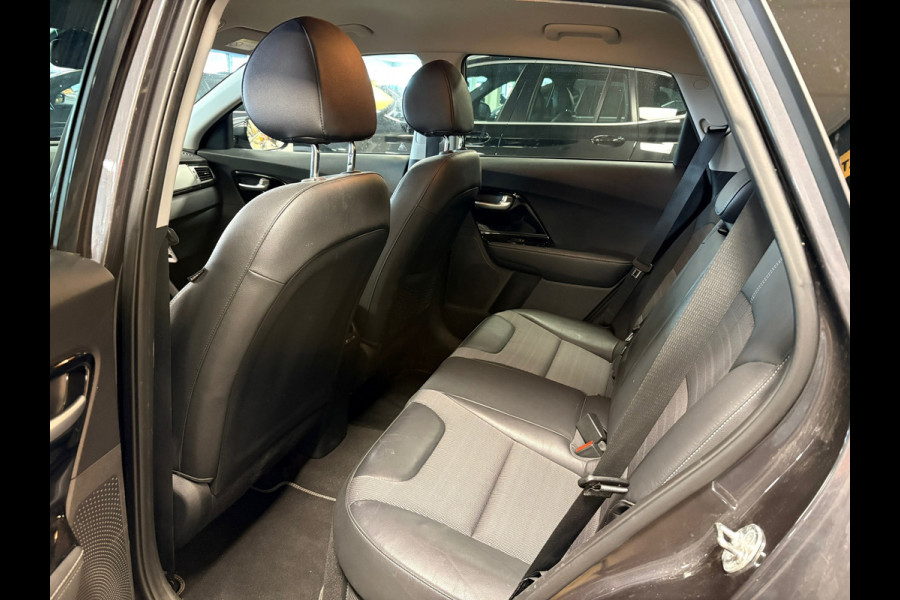 Kia Niro 1.6 GDi PHEV DynamicLine / SOH 100% /navigatie / carplay / stoel en stuurverwarming