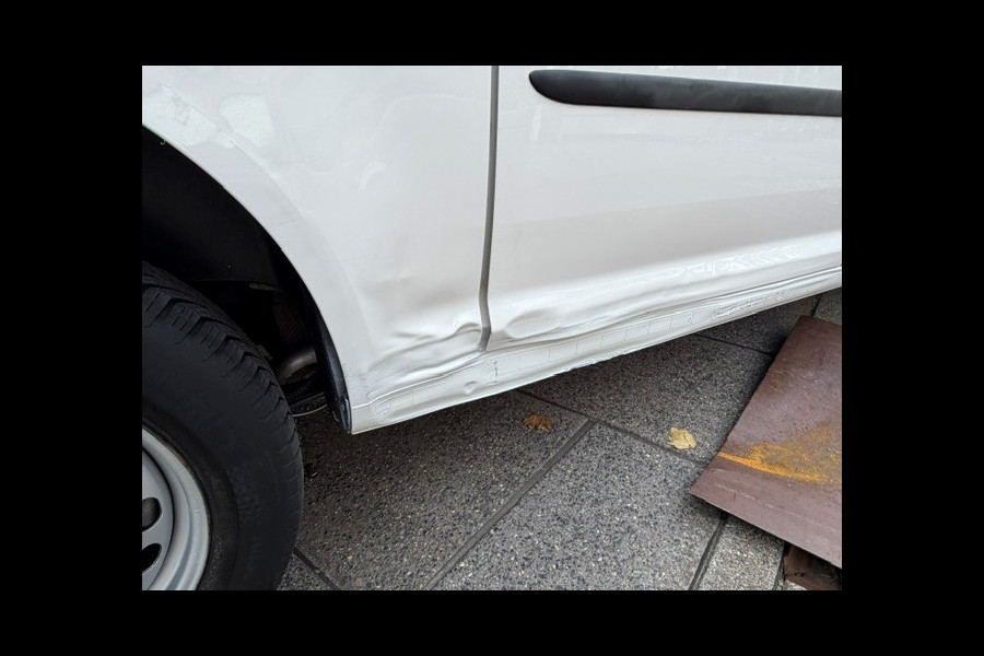 Volkswagen Caddy 1.4 TGI L2H1 EcoFuel Maxi AIRCO I PDC I 1e EIGENAAR I COMPLETE ONDERHOUDSHISTORIE I RIJDEN OP GROEN GAS = CO2 NEUTRAAL Zijschade kan voor 1.000,= EURO gemaakt worden
