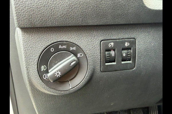 Volkswagen Caddy 1.4 TGI L2H1 EcoFuel Maxi AIRCO I PDC I 1e EIGENAAR I COMPLETE ONDERHOUDSHISTORIE I RIJDEN OP GROEN GAS = CO2 NEUTRAAL Zijschade kan voor 1.000,= EURO gemaakt worden
