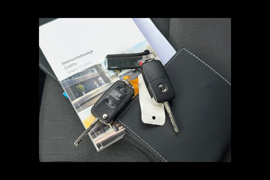 Volkswagen Caddy 1.4 TGI L2H1 EcoFuel Maxi AIRCO I PDC I 1e EIGENAAR I COMPLETE ONDERHOUDSHISTORIE I RIJDEN OP GROEN GAS = CO2 NEUTRAAL Zijschade kan voor 1.000,= EURO gemaakt worden