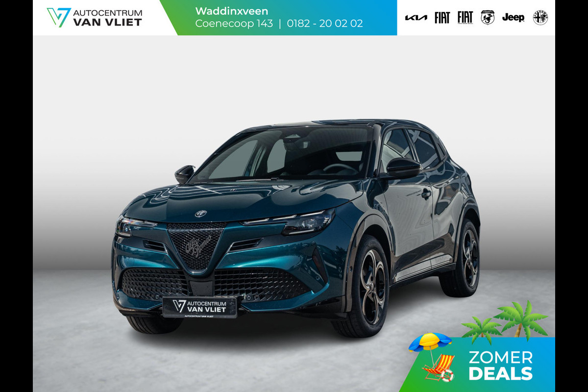 Alfa Romeo junior Elettrica Ti 54 kWh | Clima | Adapt. Cruise | Keyless | Handsfree A-Klep | PDC rondom | Pack Techno | Warmtepomp | Bicolore