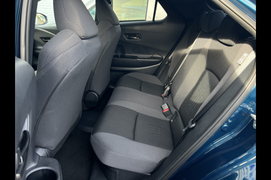 Toyota C-HR 2.0 Plug-in Hybrid 220 Team D | ACC | Matrix LED | Elek klep | Carplay