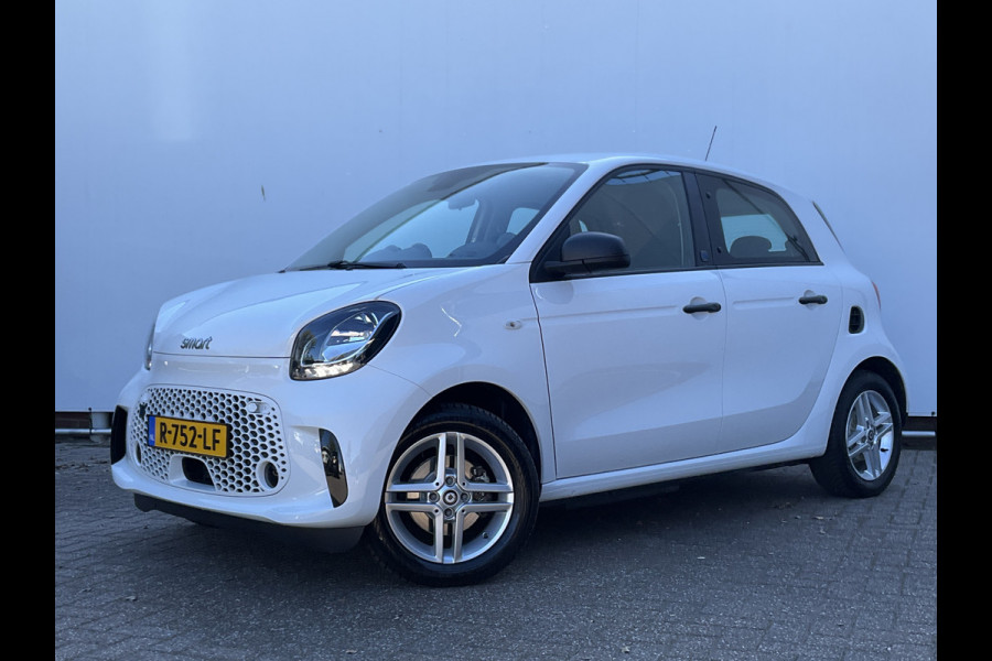Smart Forfour EQ Soh 96% 1Eig Clima Cruise toerenteller Essential 22kw-boordlader met fastcharge functie