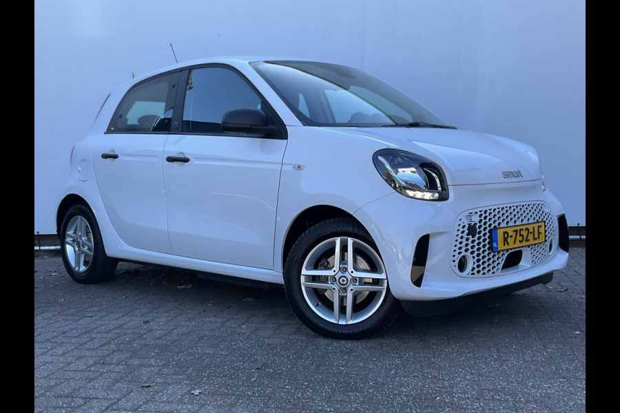 Smart Forfour EQ Soh 96% 1Eig Clima Cruise toerenteller Essential 22kw-boordlader met fastcharge functie